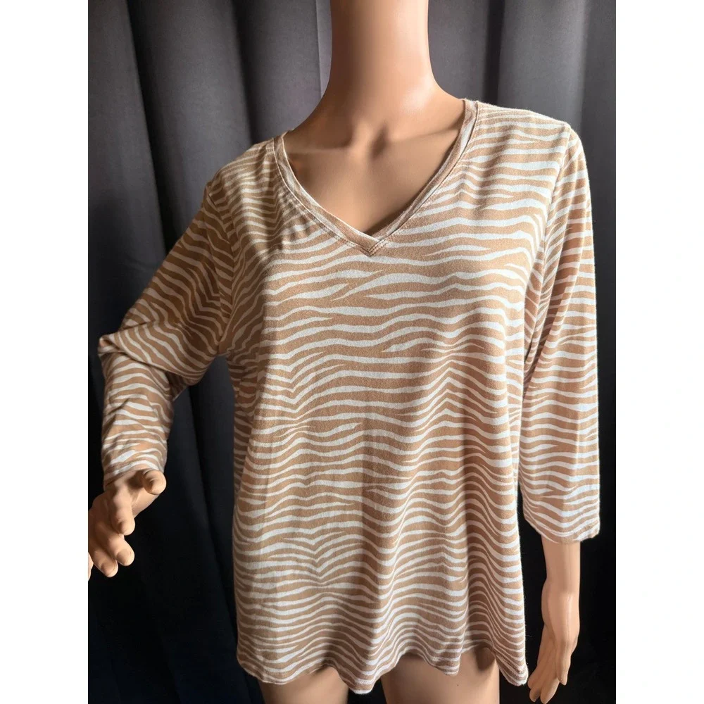 Michael Kors Women 1X Tan White Zebra Print V-Neck Long Sleeve Top Logo Bar Chic